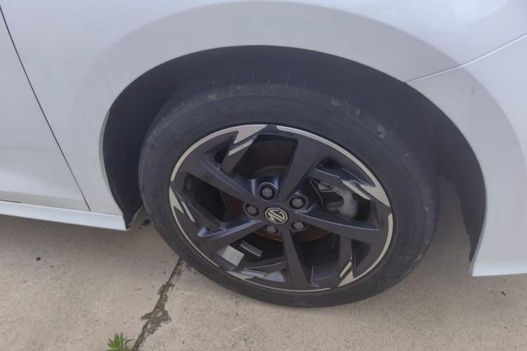 Used MG 5 2022 300TGI DCT Chao Yue Luxury Edition Right Front Wheel Hub