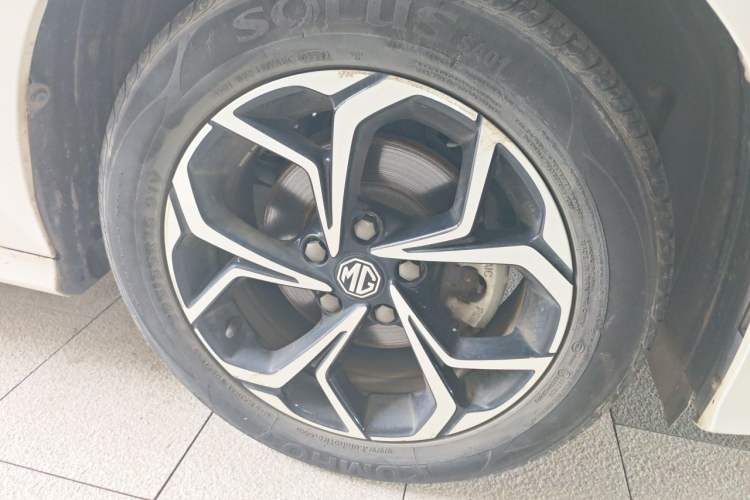 Used MG 5 2022 180 DVVT CVT Youth Luxury Edition Right Front Wheel Hub