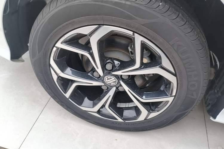 Used MG 5 2022 180 DVVT CVT Youth Luxury Edition Right Rear Wheel Hub