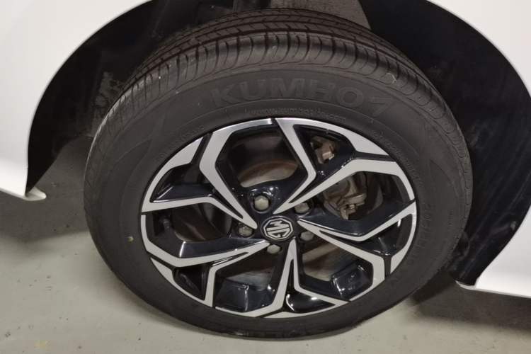 Used MG 5 2022 180 DVVT CVT Youth Luxury Edition Right Rear Wheel Hub