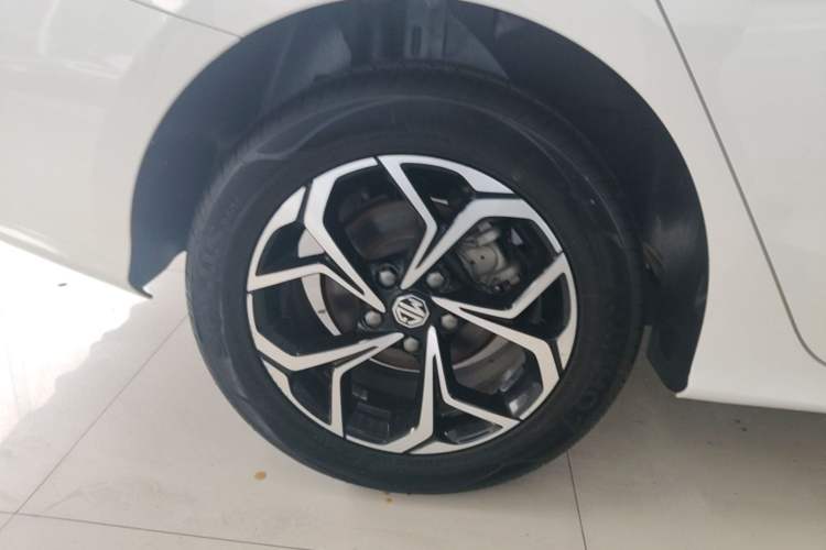Used MG 5 2022 180 DVVT CVT Youth Flagship Edition Right Rear Wheel Hub