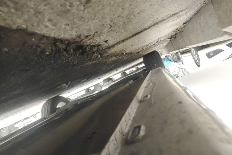 Used MG 5 2022 180 DVVT CVT Youth Luxury Edition Right Side Sill