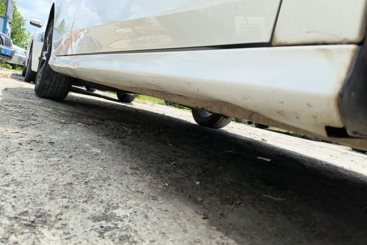 Used MG 5 2022 180 DVVT CVT Youth Style Edition Right Side Sill