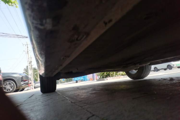 Used MG 5 2022 180 DVVT CVT Youth Luxury Edition Right Side Sill