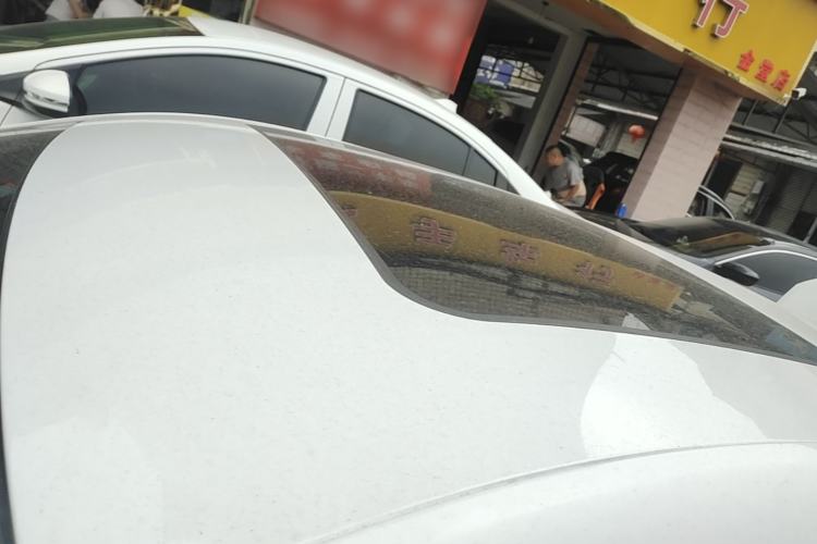 Used MG 5 2022 300TGI DCT Chao Yue Luxury Edition Roof