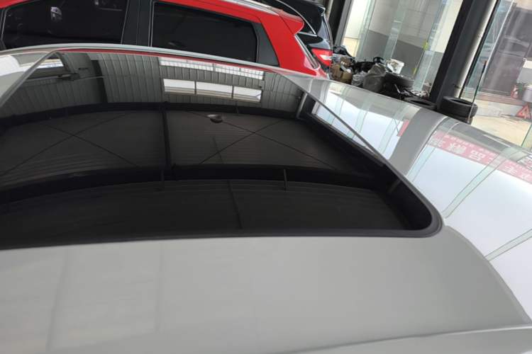 Used MG 5 2022 180 DVVT CVT Youth Luxury Edition Roof
