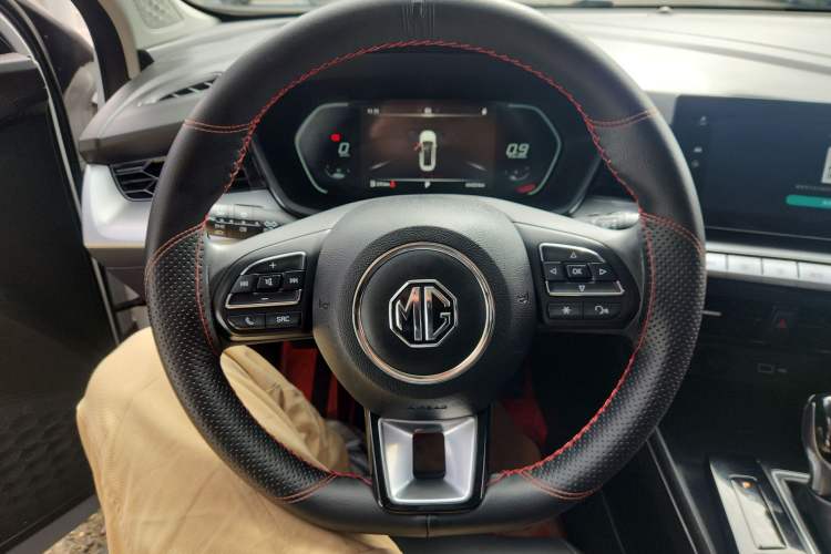 Used MG 5 2022 180 DVVT CVT Youth Luxury Edition Steering Wheel