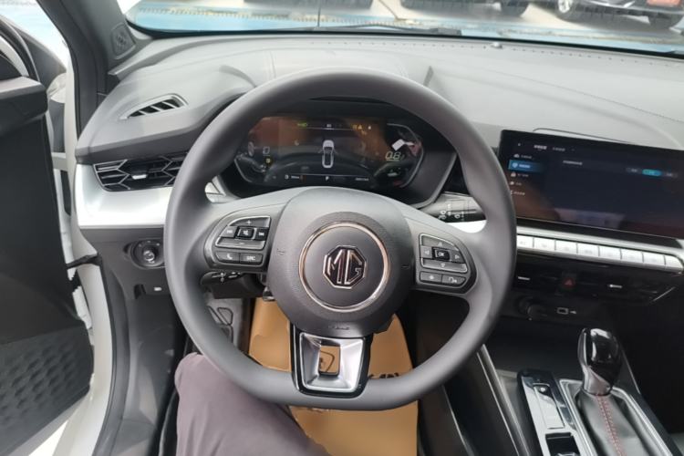 Used MG 5 2022 180 DVVT CVT Youth Luxury Edition Steering Wheel