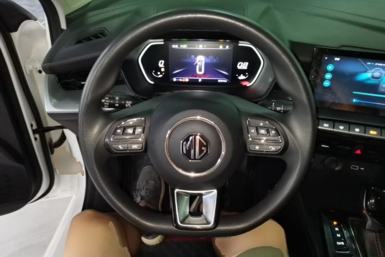 Used MG 5 2022 180 DVVT CVT Youth Luxury Edition Steering Wheel