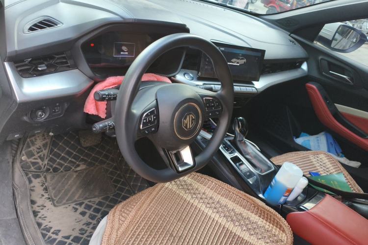 Used MG 5 2022 180 DVVT CVT Youth Luxury Edition Steering Wheel