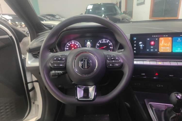 Used MG 5 2022 180 DVVT Manual Youth Luxury Edition Steering Wheel