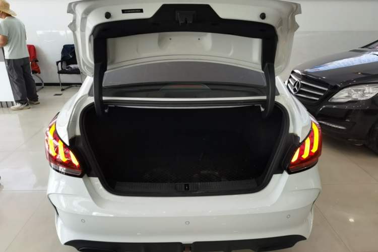 Used MG 5 2022 180 DVVT CVT Youth Style Edition Trunk