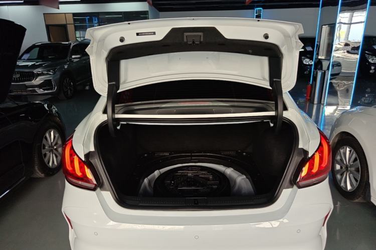 Used MG 5 2022 180 DVVT CVT Youth Flagship Edition Trunk