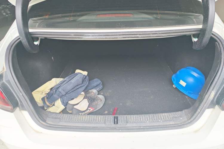 Used MG 5 2022 180 DVVT CVT Youth Luxury Edition Trunk