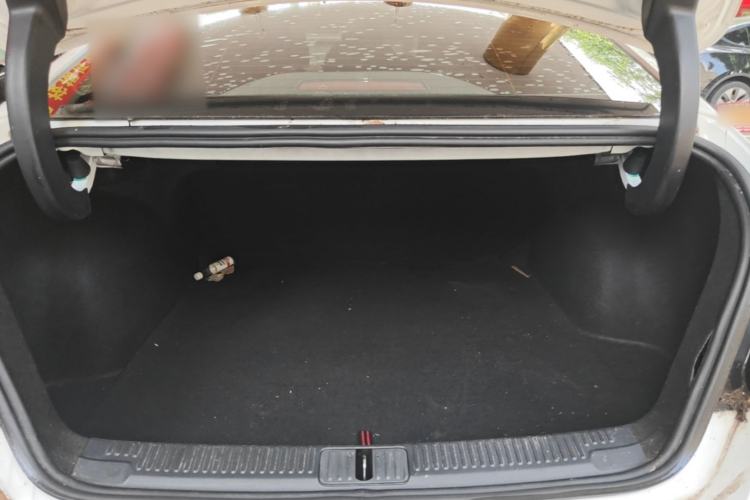 Used MG 5 2022 180 DVVT CVT Youth Luxury Edition Trunk