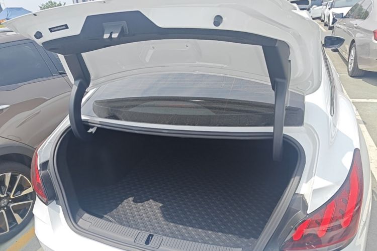 Used MG 5 2022 180 DVVT CVT Youth Flagship Edition Trunk