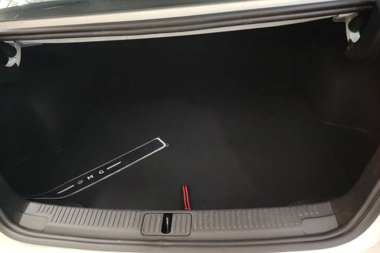 Used MG 5 2022 180 DVVT CVT Youth Luxury Edition Trunk