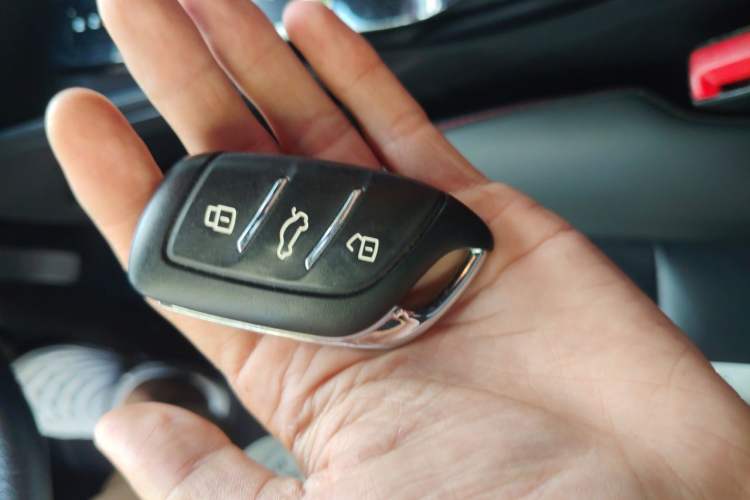 Used MG 5 2022 300TGI DCT Chao Yue Flagship Edition Vehicle Key