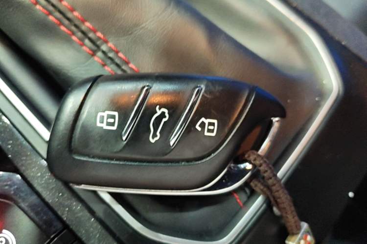 Used MG 5 2022 180 DVVT CVT Youth Luxury Edition Vehicle Key