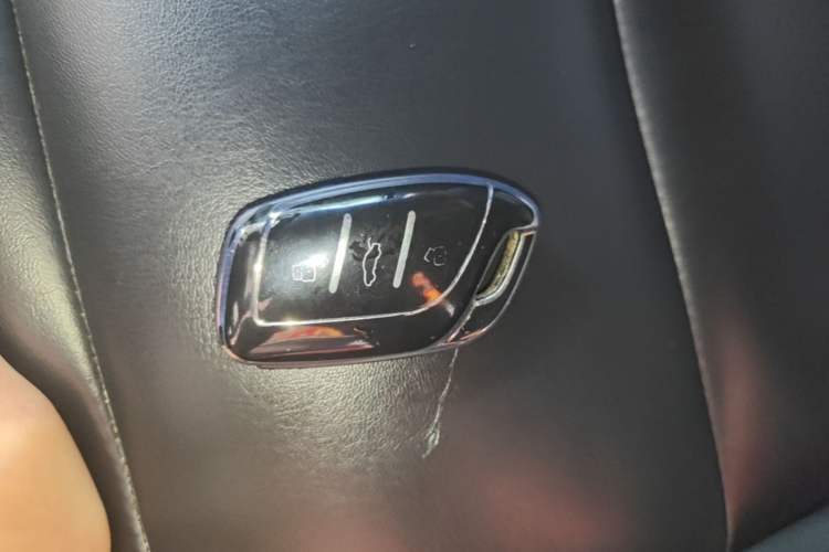 Used MG 5 2022 180 DVVT CVT Youth Luxury Edition Vehicle Key