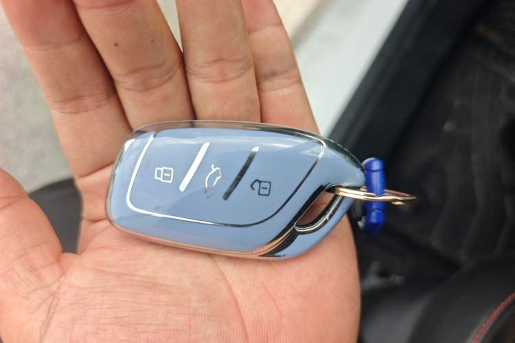 Used MG 5 2022 180 DVVT CVT Youth Luxury Edition Vehicle Key