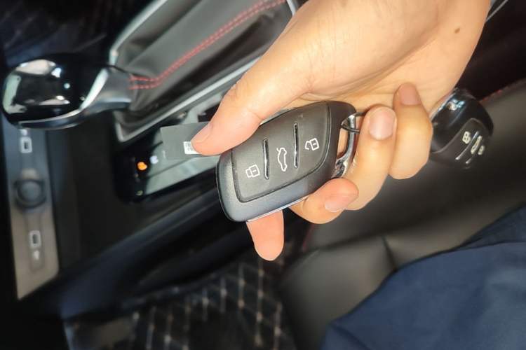 Used MG 5 2022 180 DVVT CVT Youth Luxury Edition Vehicle Key