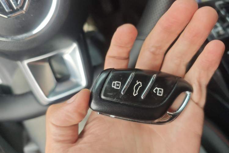Used MG 5 2022 180 DVVT CVT Youth Luxury Edition Vehicle Key