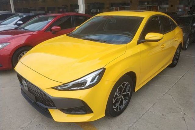 MG 5 2022 180 DVVT CVT Youth Luxury Edition usado