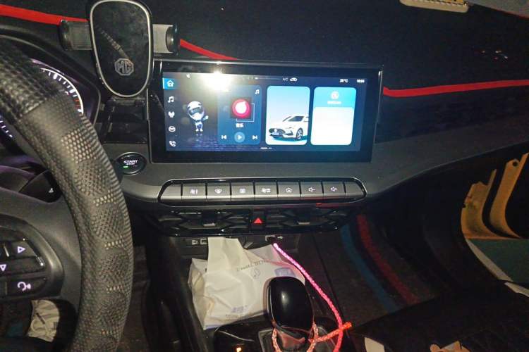 Used MG 5 2022 180 DVVT CVT Youth Style Edition Audio And AC Panel