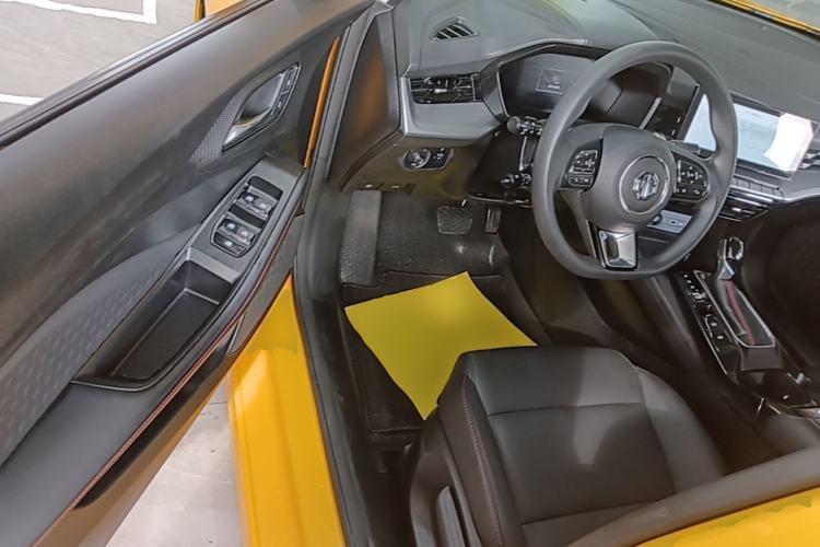 Used MG 5 2022 180 DVVT CVT Youth Luxury Edition Driver Seat