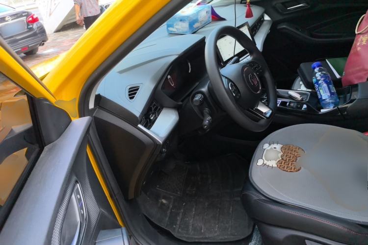 Used MG 5 2022 180 DVVT CVT Youth Luxury Edition Driver Seat