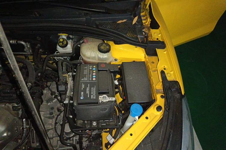 Used MG 5 2022 180 DVVT CVT Youth Style Edition Engine Bay Left