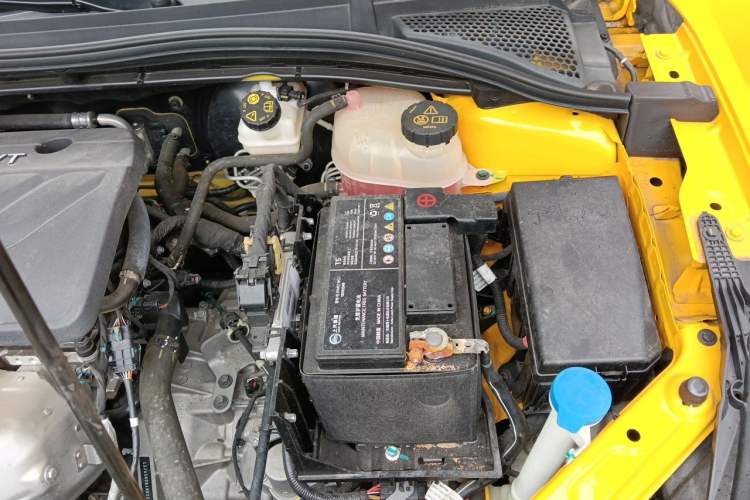 Used MG 5 2022 180 DVVT CVT Youth Flagship Edition Engine Bay Left