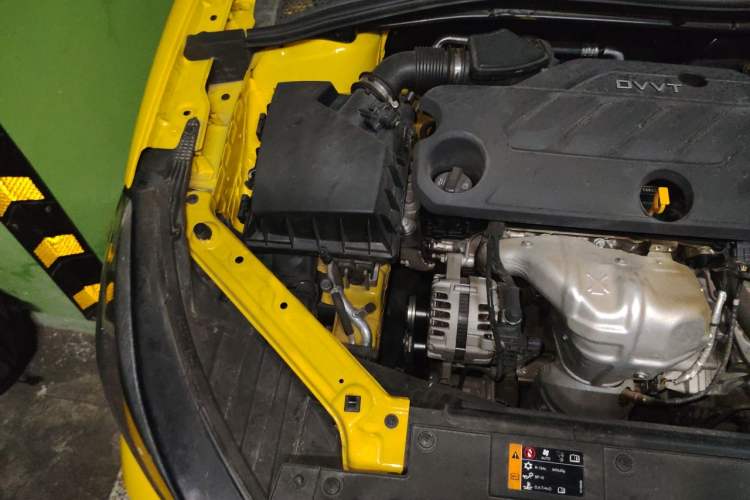 Used MG 5 2022 180 DVVT CVT Youth Luxury Edition Engine Bay Right