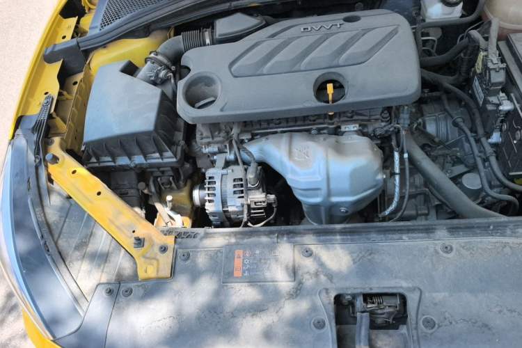 Used MG 5 2022 180 DVVT CVT Youth Luxury Edition Engine Bay Right