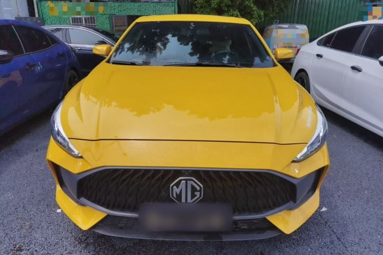 Used MG 5 2022 180 DVVT CVT Youth Luxury Edition Front