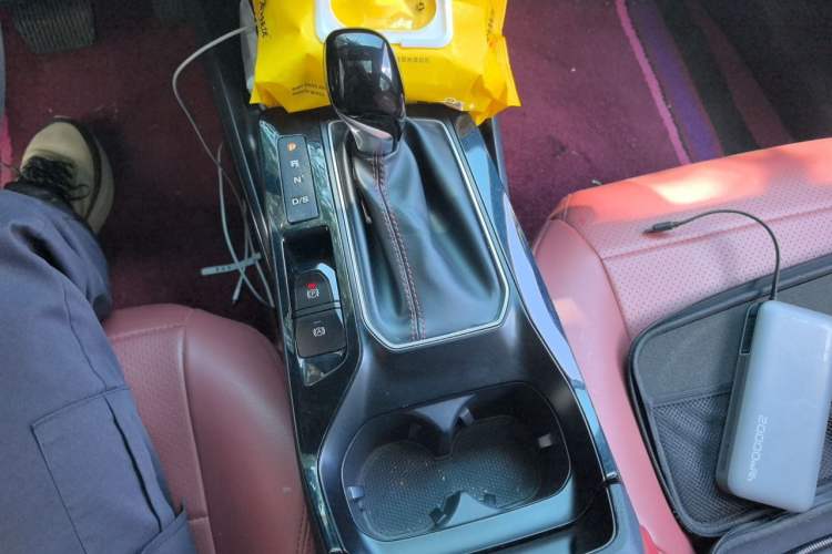 Used MG 5 2022 180 DVVT CVT Youth Luxury Edition Gear Lever