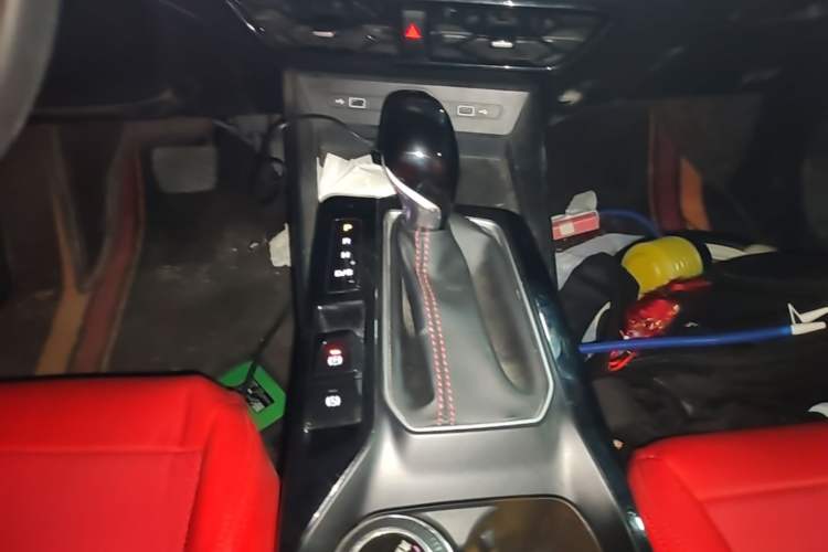 Used MG 5 2022 180 DVVT CVT Youth Luxury Edition Gear Lever