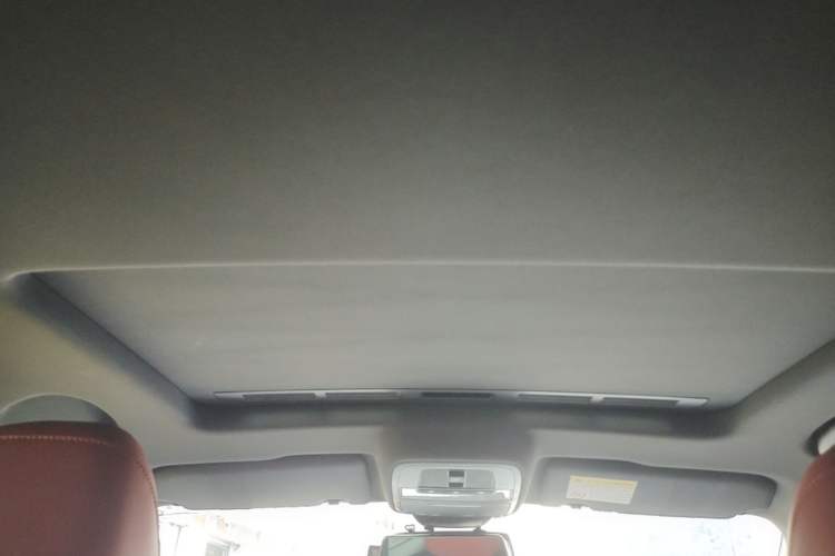 Used MG 5 2022 180 DVVT CVT Youth Luxury Edition Headliner