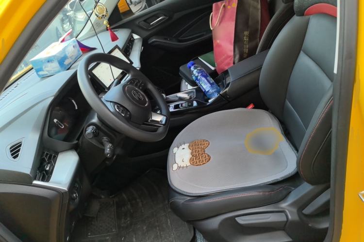 Used MG 5 2022 180 DVVT CVT Youth Luxury Edition Left Front Seat