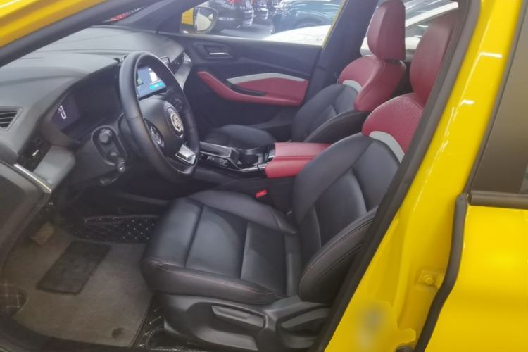 Used MG 5 2022 180 DVVT CVT Youth Luxury Edition Left Front Seat
