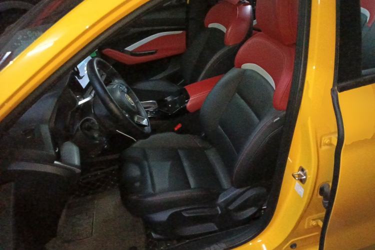 Used MG 5 2022 180 DVVT CVT Youth Luxury Edition Left Front Seat