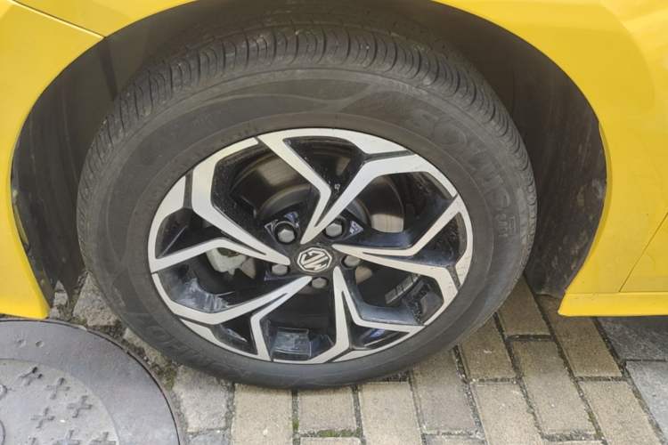 Used MG 5 2022 180 DVVT CVT Youth Luxury Edition Left Front Wheel Hub