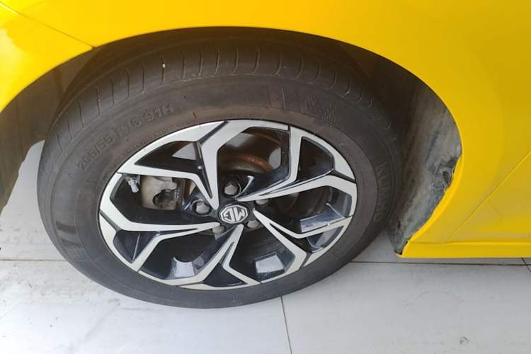 Used MG 5 2022 180 DVVT CVT Youth Luxury Edition Left Front Wheel Hub