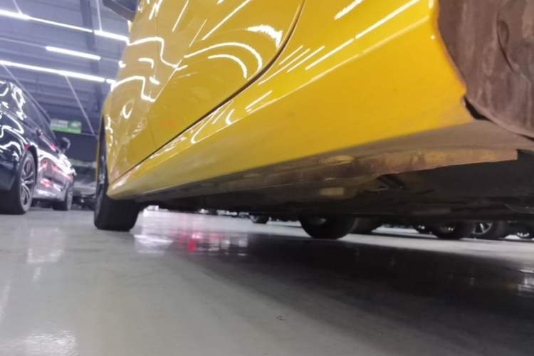 Used MG 5 2022 180 DVVT CVT Youth Luxury Edition Left Side Sill