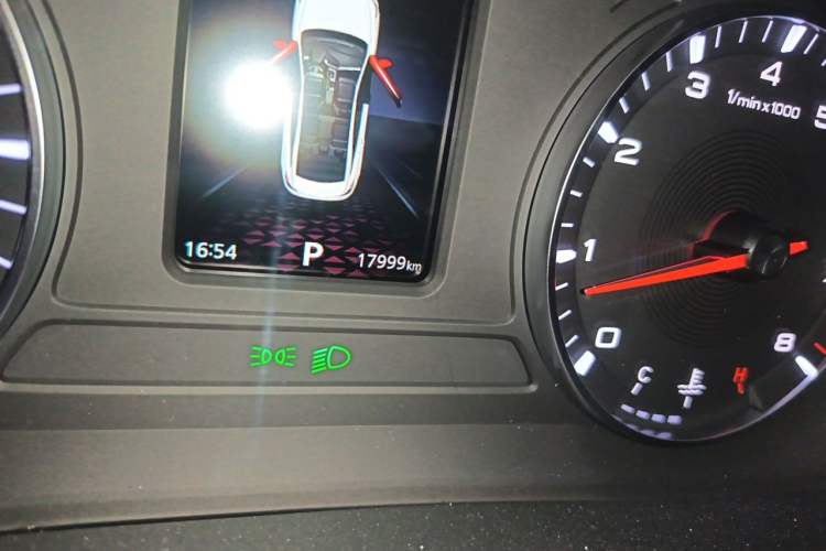 Used MG 5 2022 180 DVVT CVT Youth Style Edition Odometer Close Up