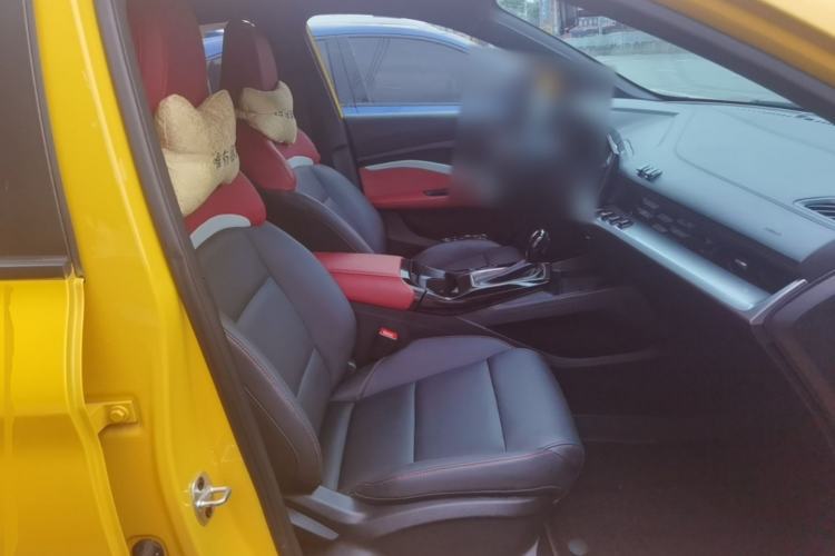 Used MG 5 2022 180 DVVT CVT Youth Luxury Edition Right Front Seat
