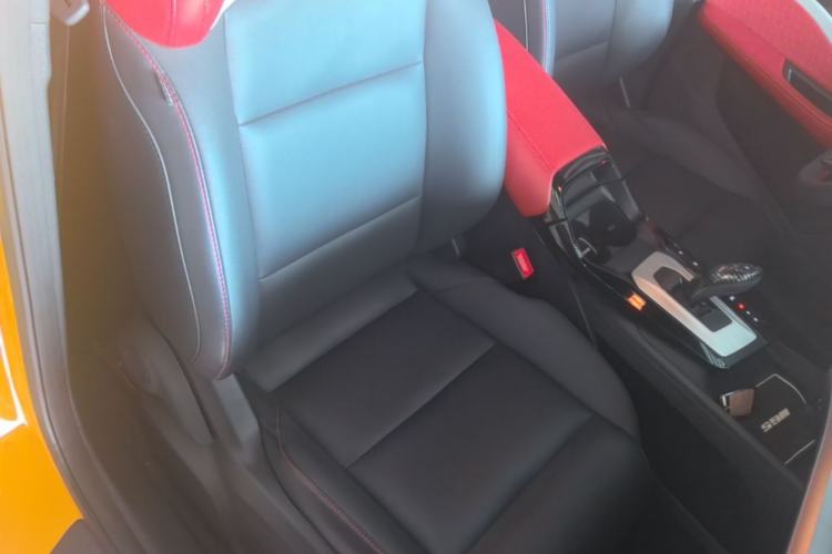 Used MG 5 2022 300TGI DCT Chao Yue Flagship Edition Right Front Seat
