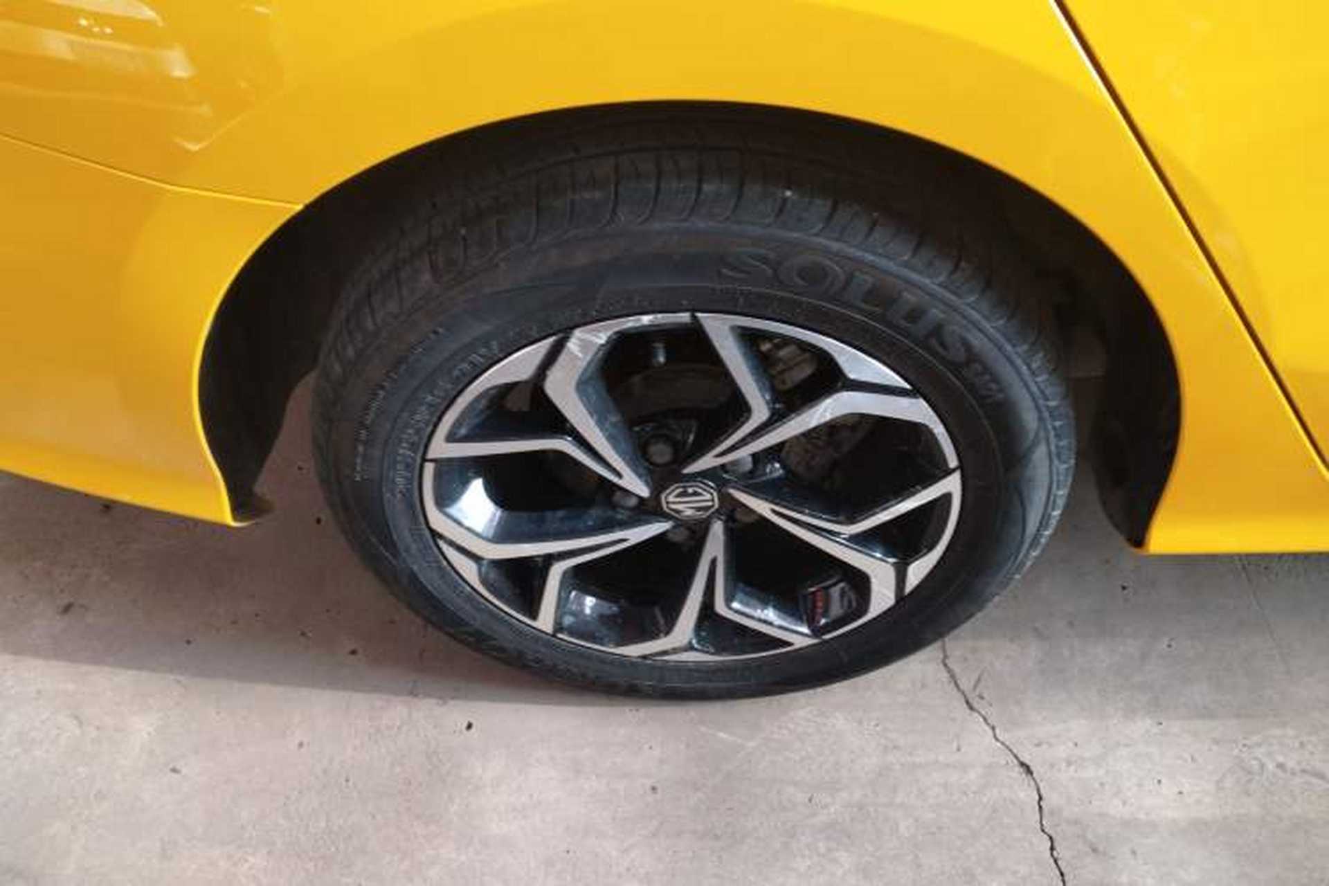 Used MG 5 2022 180 DVVT CVT Youth Luxury Edition Right Rear Wheel Hub