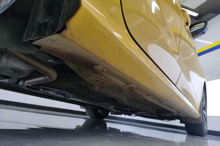 Used MG 5 2022 180 DVVT CVT Youth Flagship Edition Right Side Sill